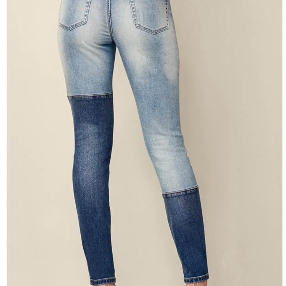 Distressed Patchwork Jeans - Picture 6 of 8